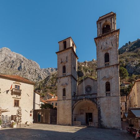 Old Town St Tryphon Apartment Kotor Bagian luar foto