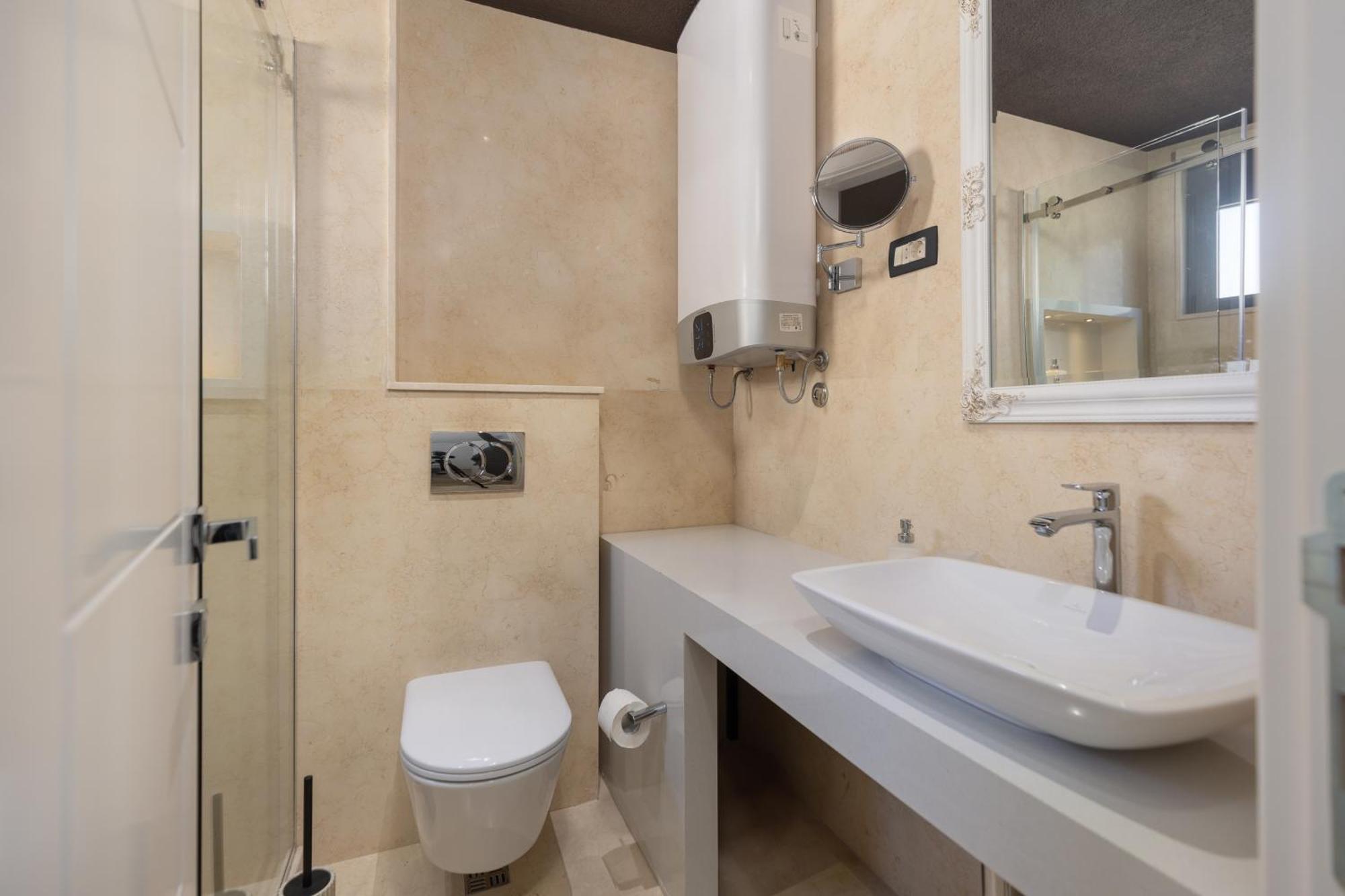 Old Town St Tryphon Apartment Kotor Bagian luar foto